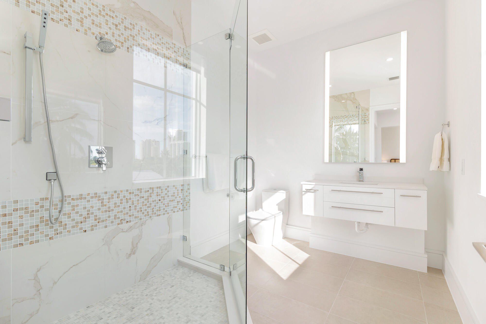 1180 Bimini Lane. Singer Island, FL 33404