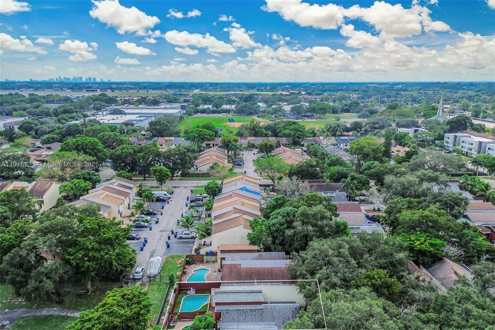 6884 Nw 30Th Ave. Fort Lauderdale, FL 33309