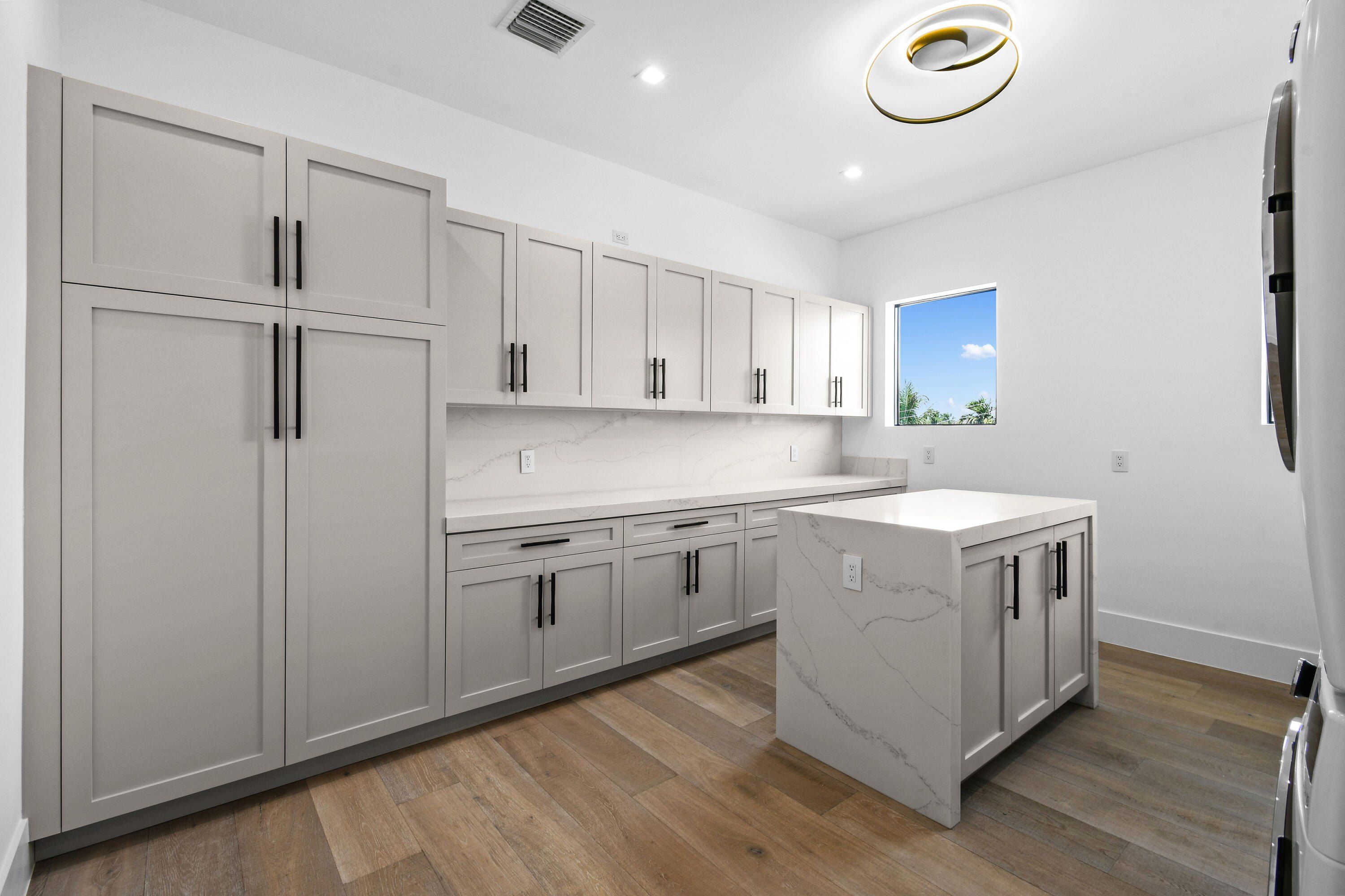 2408 Azure Circle. Palm Beach Gardens, FL 33410