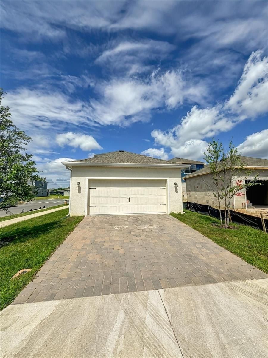 828 Aubey Lane. Debary, FL 32713