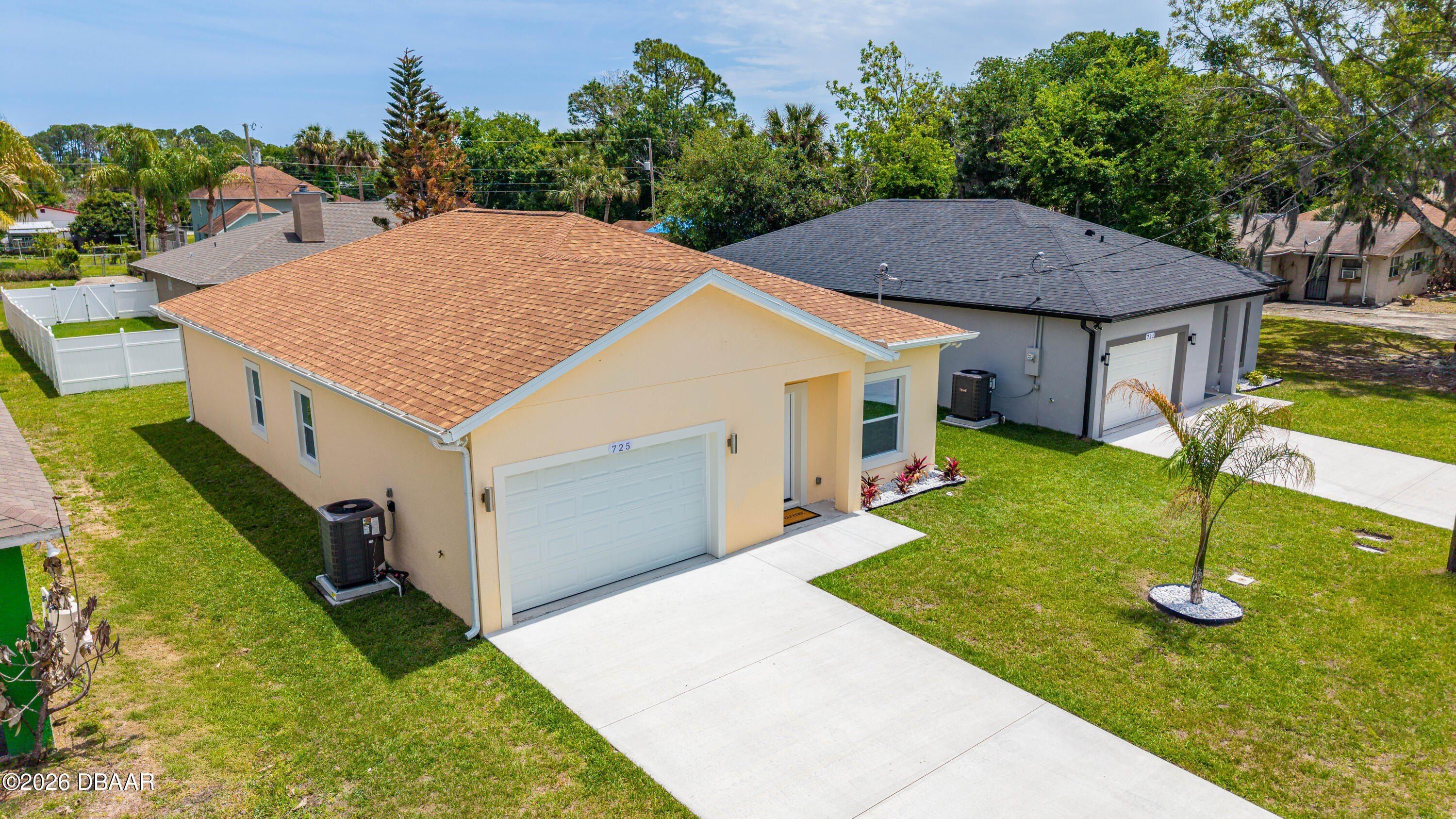 725 Indiana Street. Daytona Beach, FL 32114