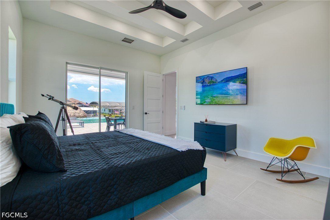 Bayshore Avenue. Cape Coral, FL 33904