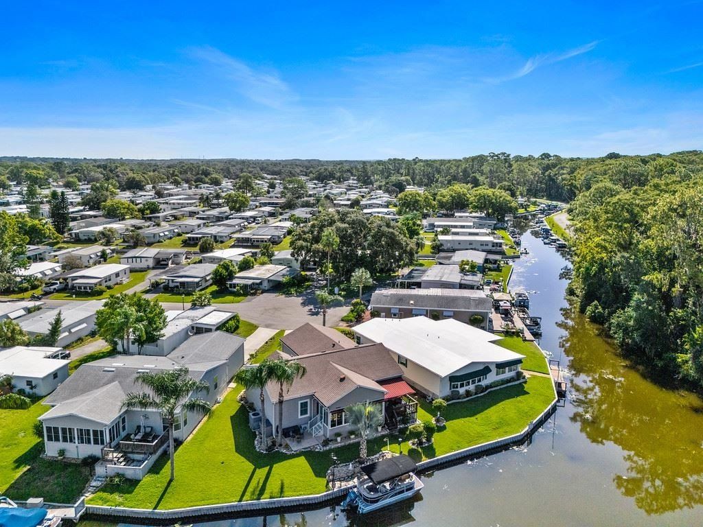 158 Highland Drive 950. Leesburg, FL 34788