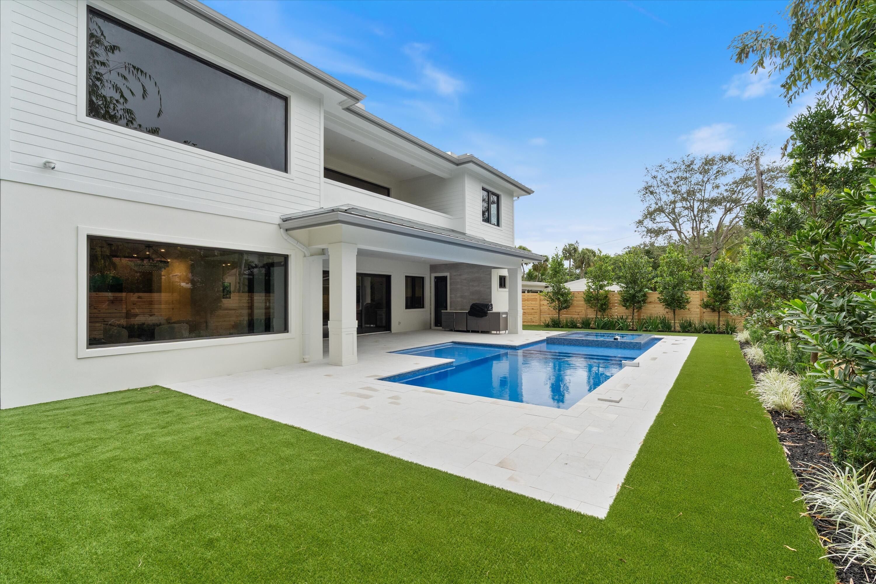 451 Nw 7Th Avenue. Boca Raton, FL 33486