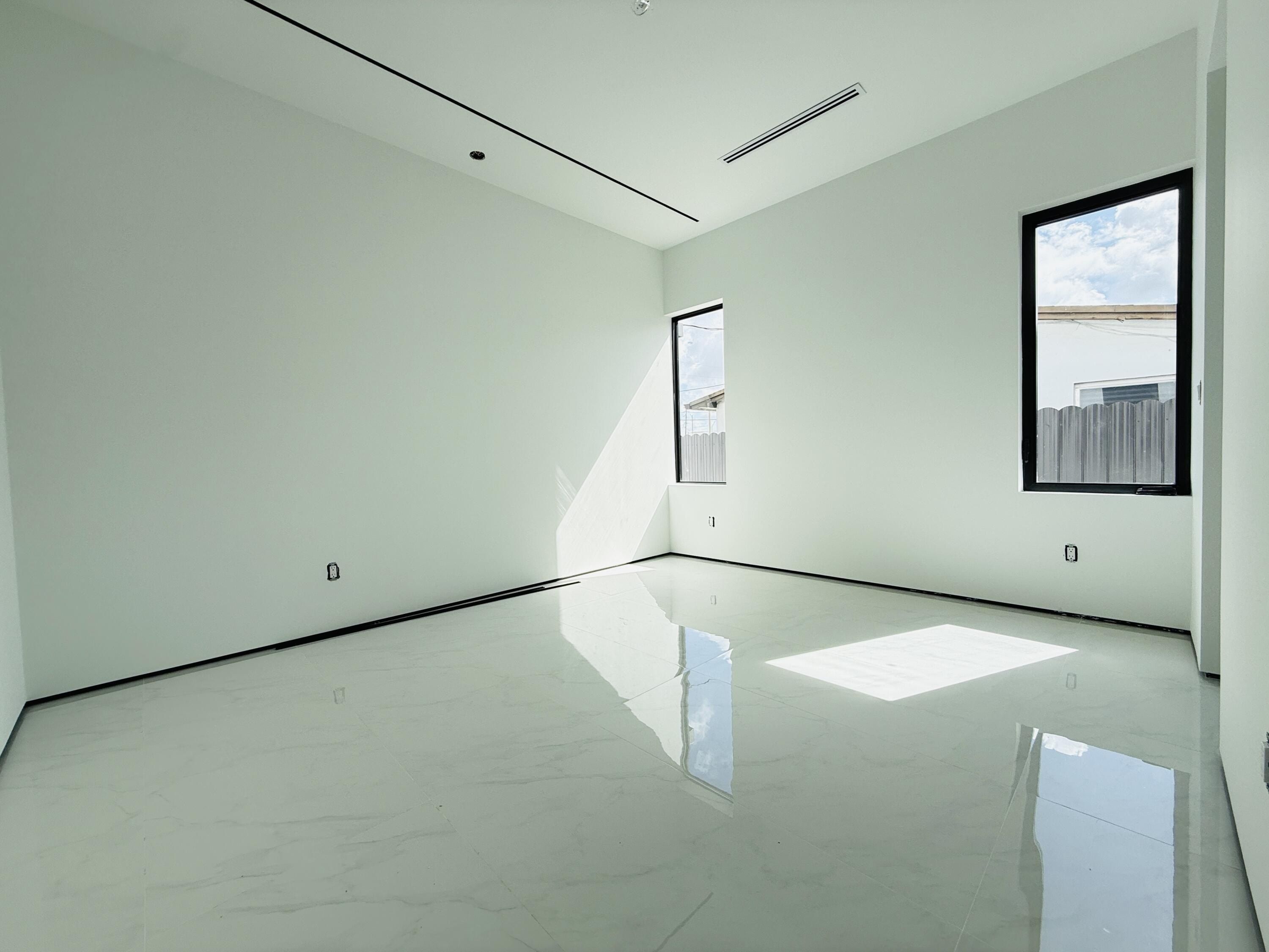 8966 Sw 40Th Terrace. Miami, FL 33165