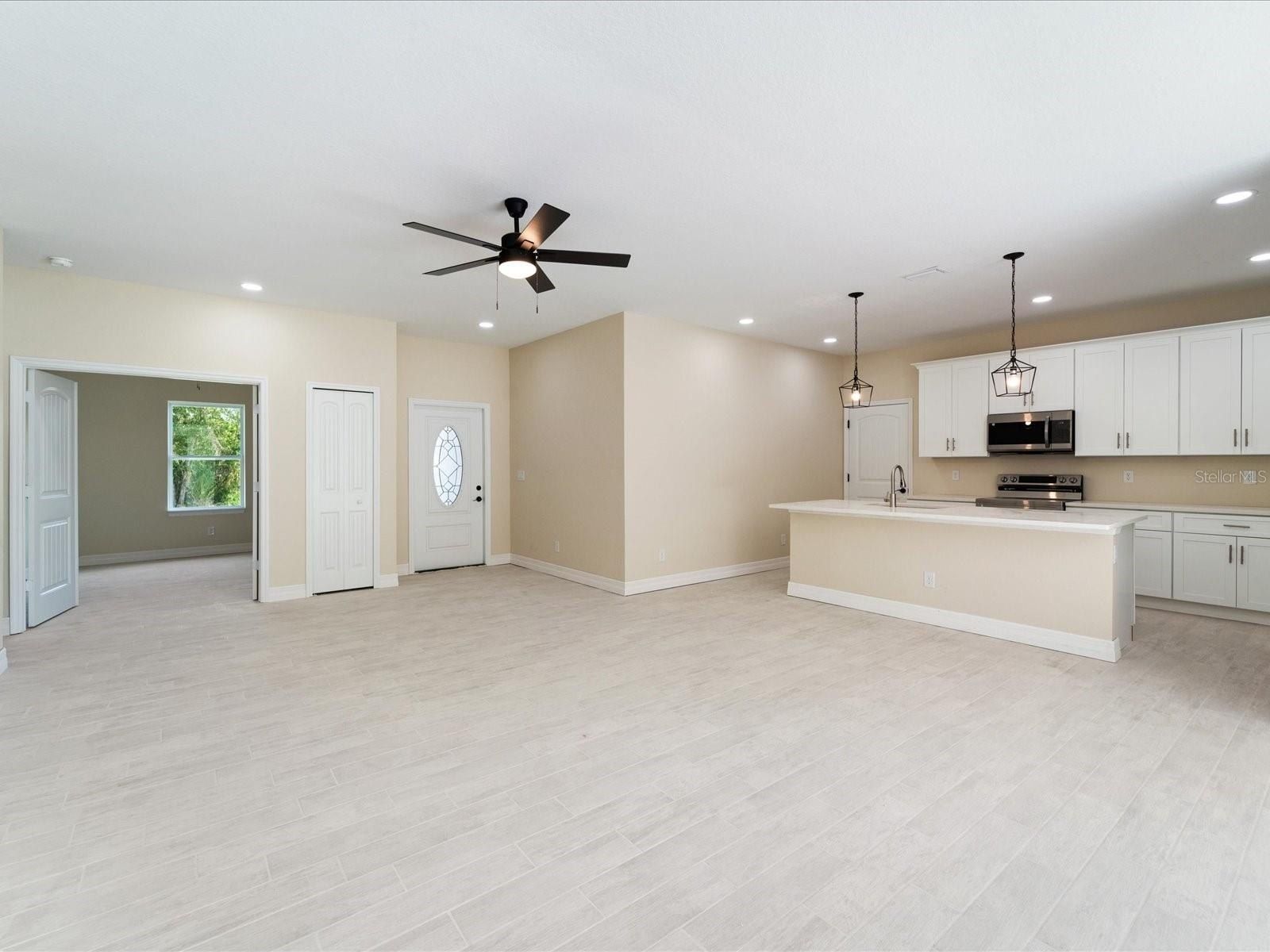 19092 Woodbine Avenue. Port Charlotte, FL 33954