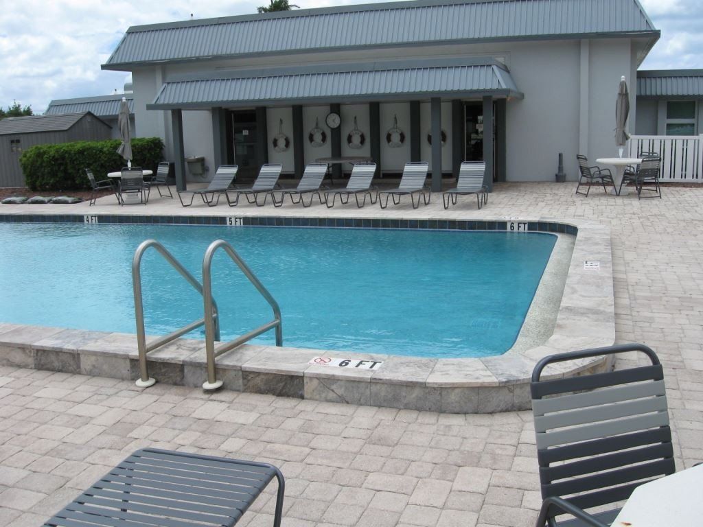 10 Flamboyant Street. Nokomis, FL 34275