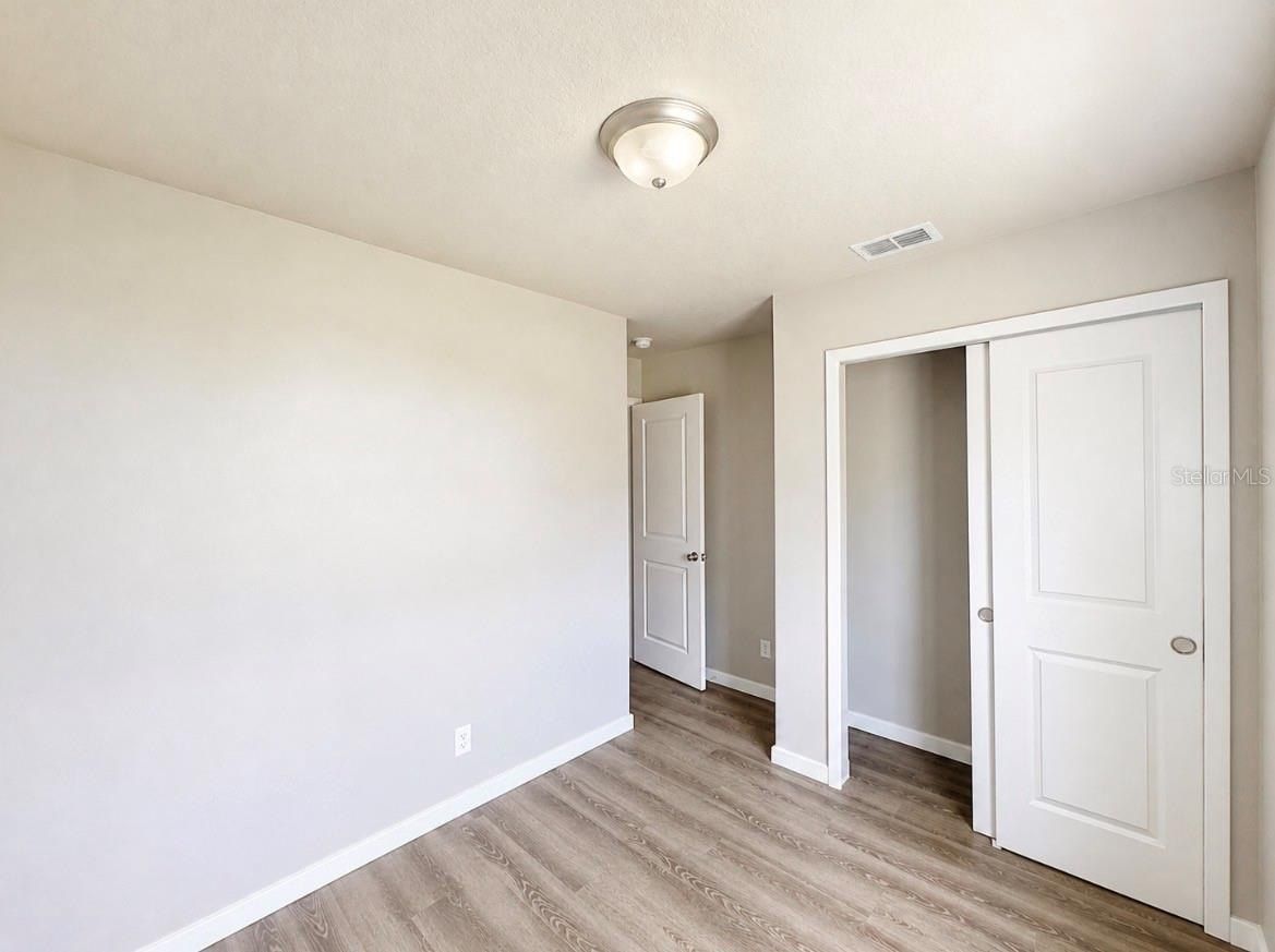 351 N Main Avenue. Groveland, FL 34736