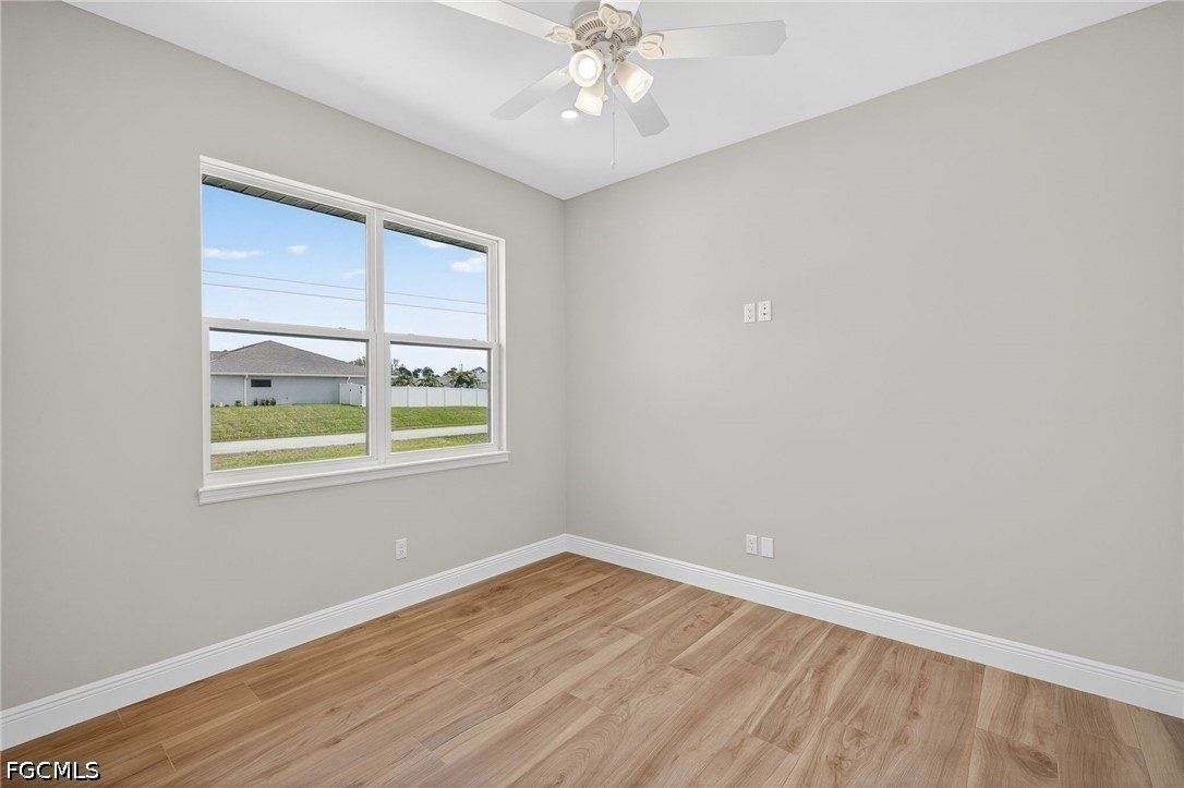 1912 Nw 24Th Terrace. Cape Coral, FL 33993