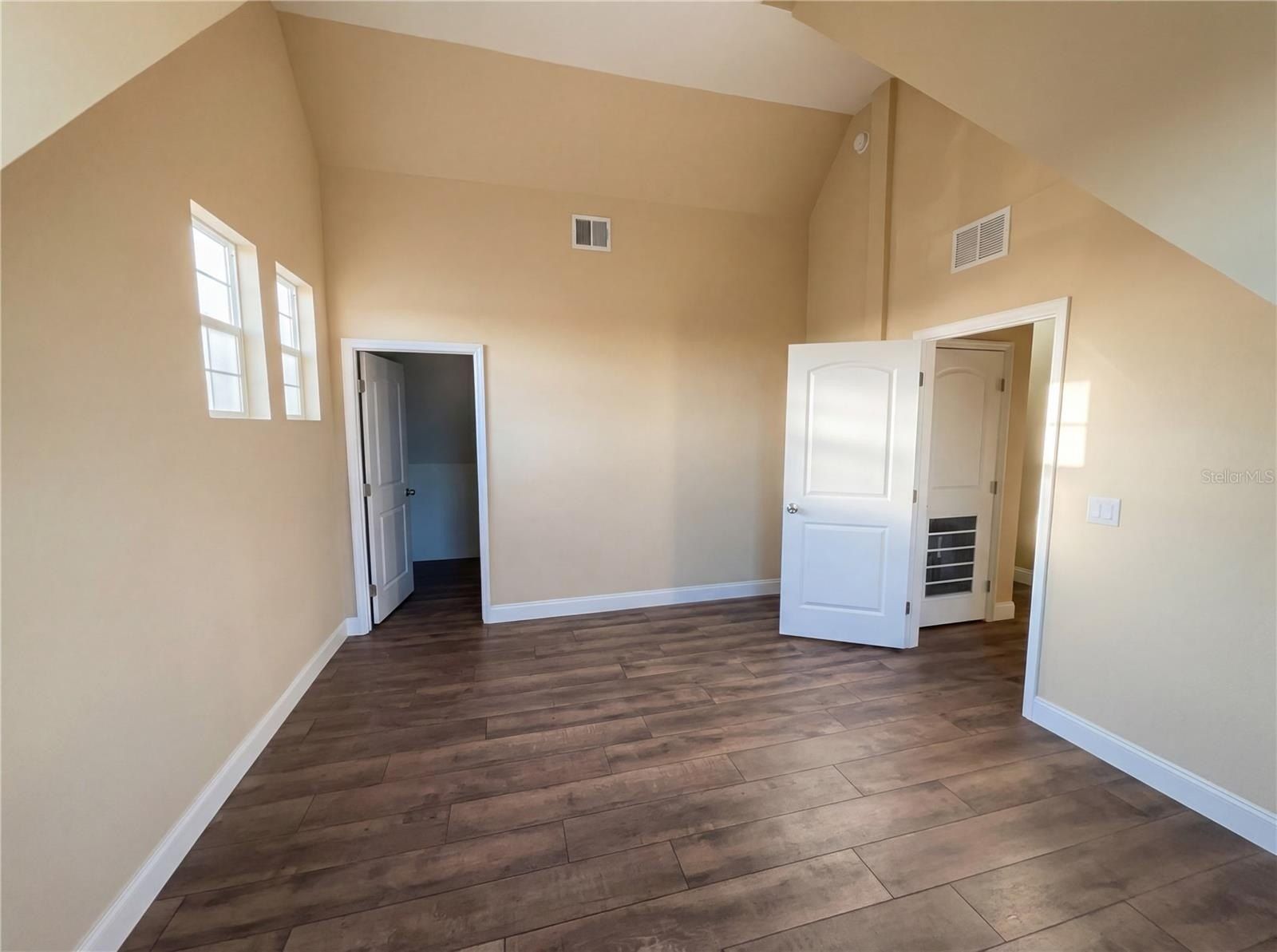 546 Gifford Court. Deltona, FL 32725