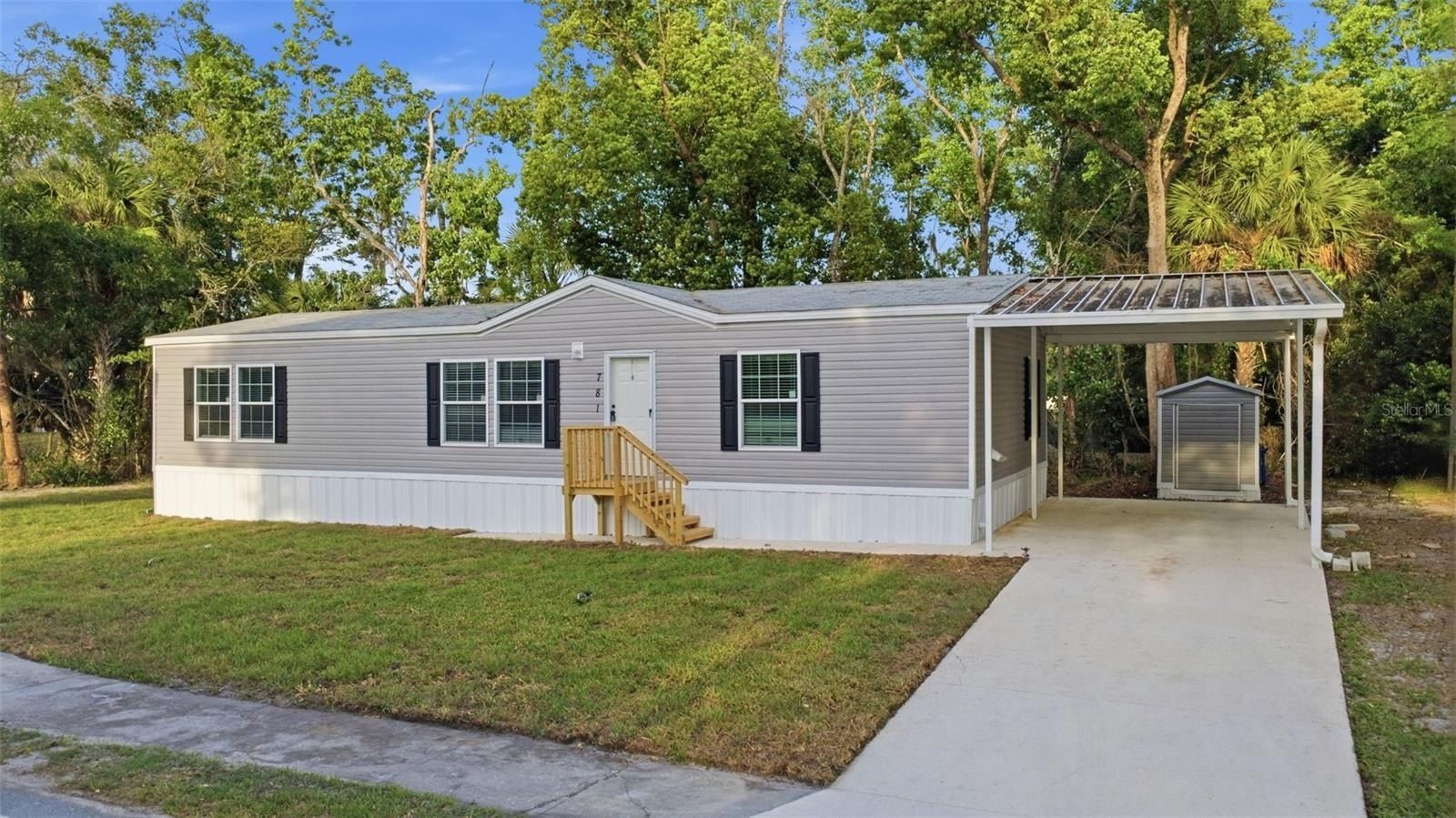 781 Bayou Drive. Casselberry, FL 32707