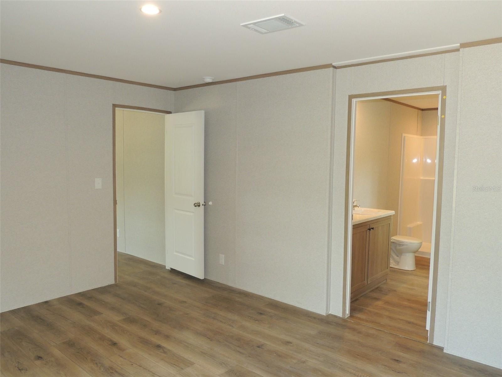 14230 Se 20Th Street. Morriston, FL 32668