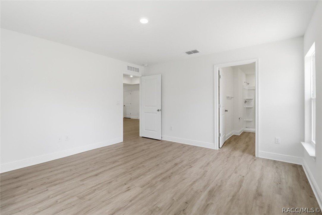 9822 N Angela Drive. Citrus Springs, FL 34433