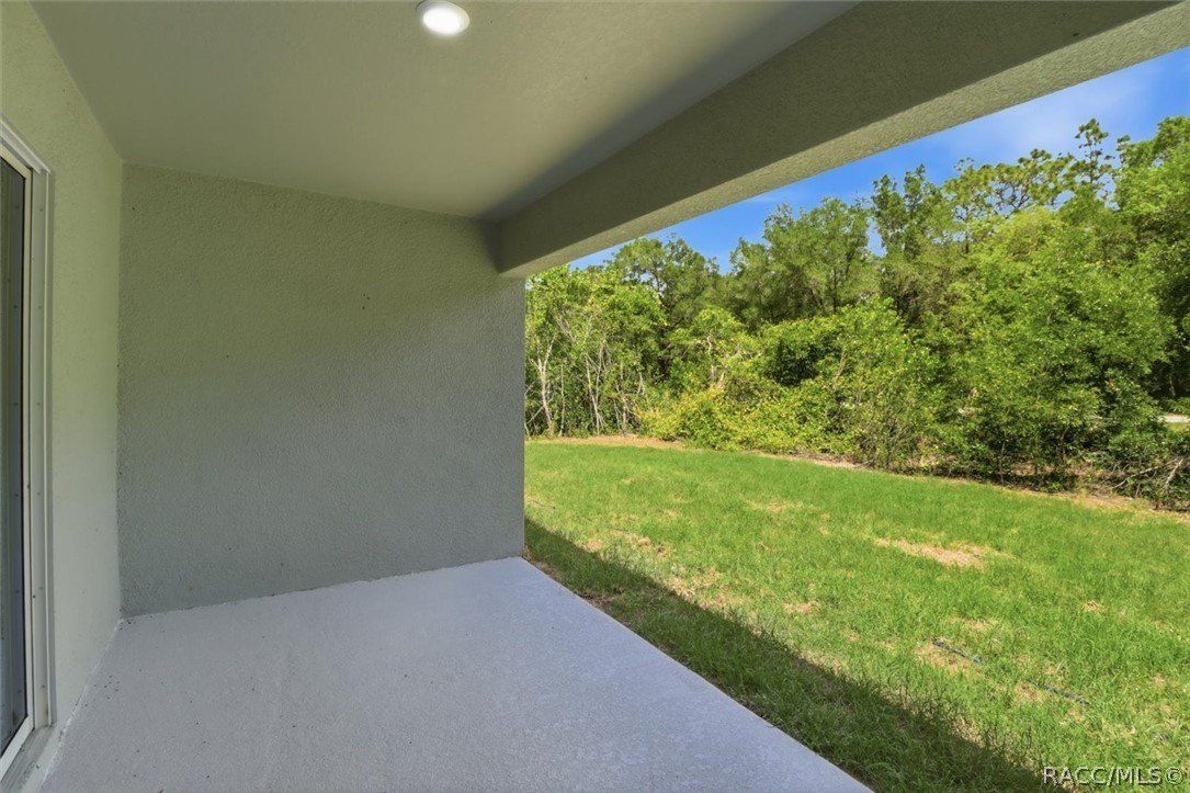 9301 N Sandree Drive. Dunnellon, FL 34434