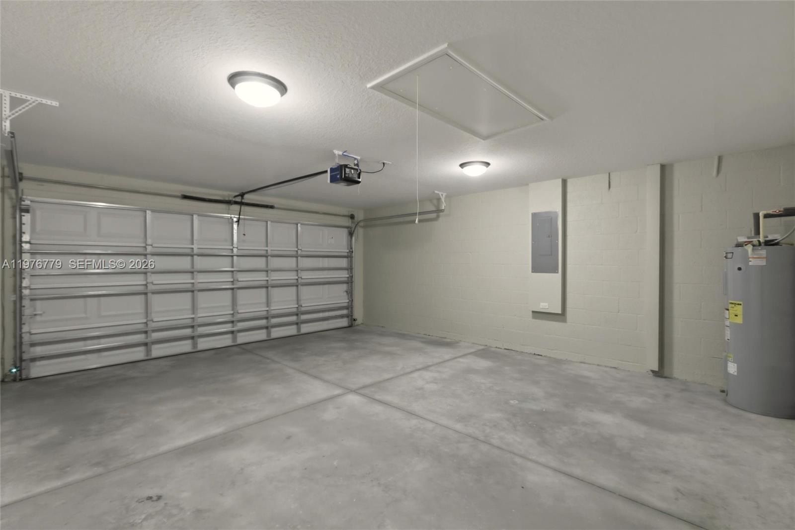 6809 Dickinson Drive. Sebring, FL 33872