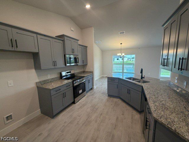 226 Ne 15Th Terrace. Cape Coral, FL 33909