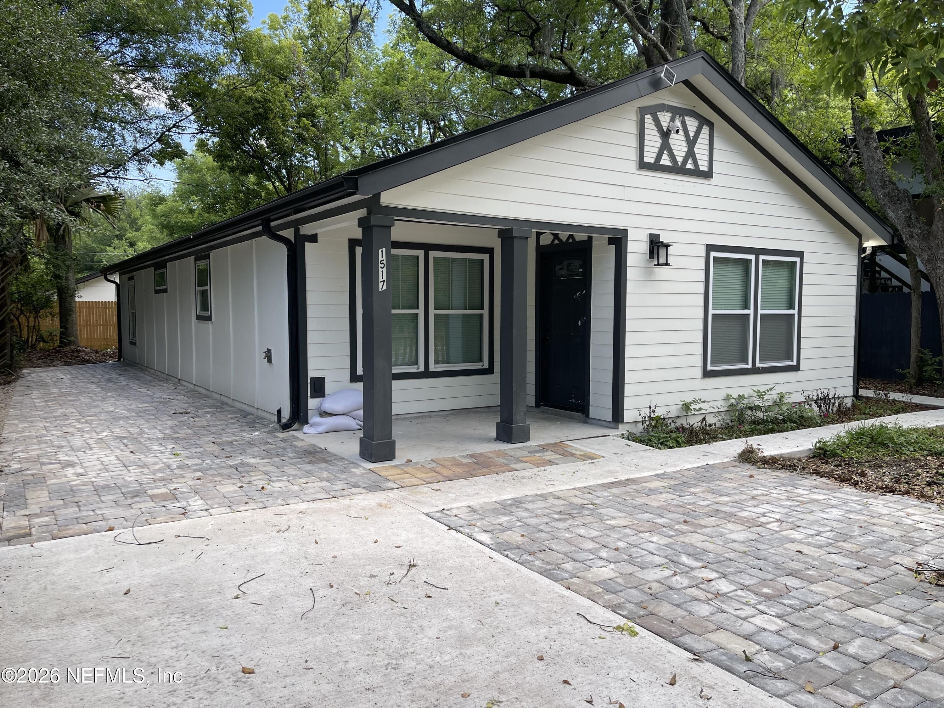 1517 W 33Rd Street. Jacksonville, FL 32209