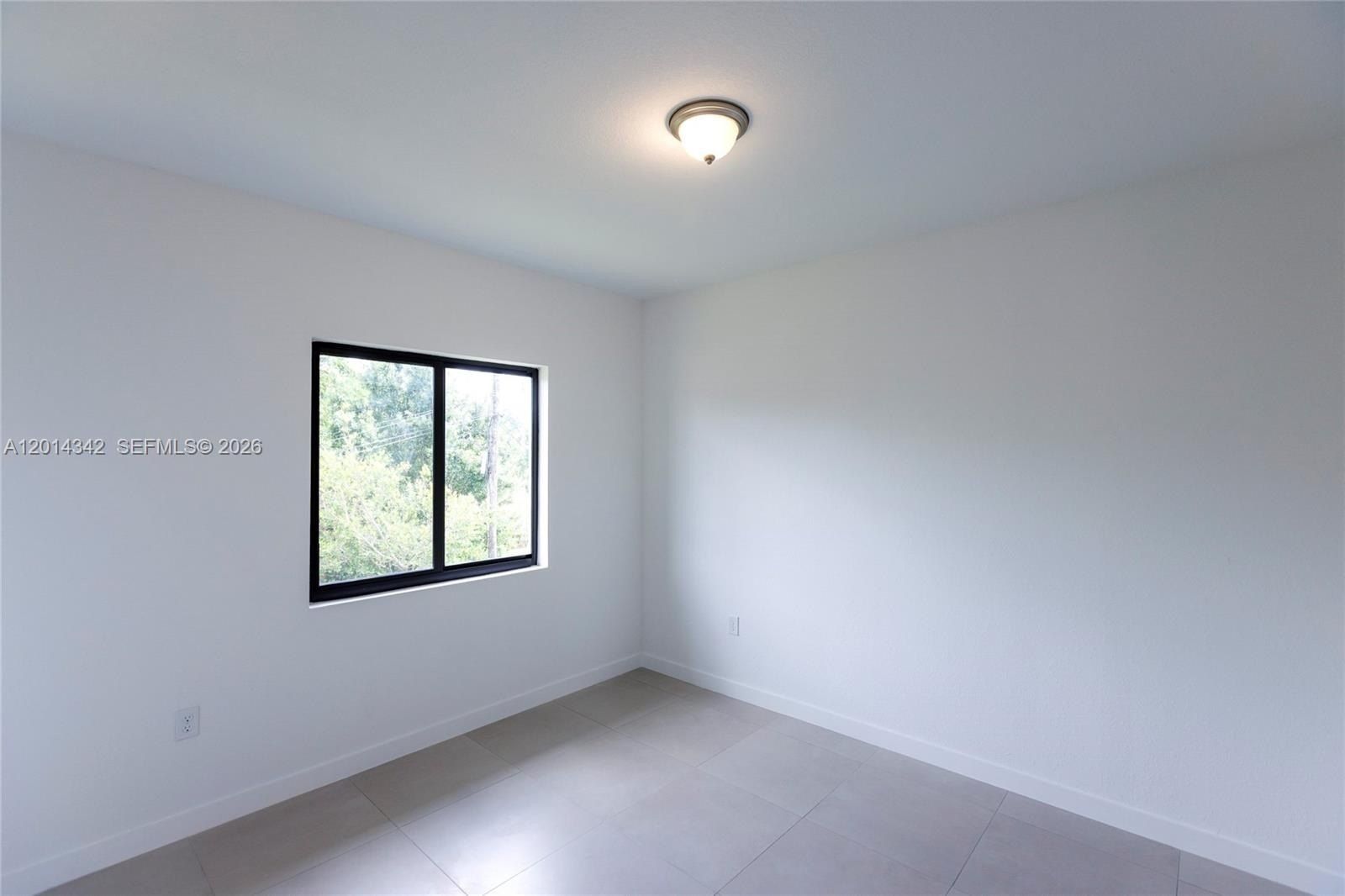 9155 Nw 32 Ave. Miami, FL 33147