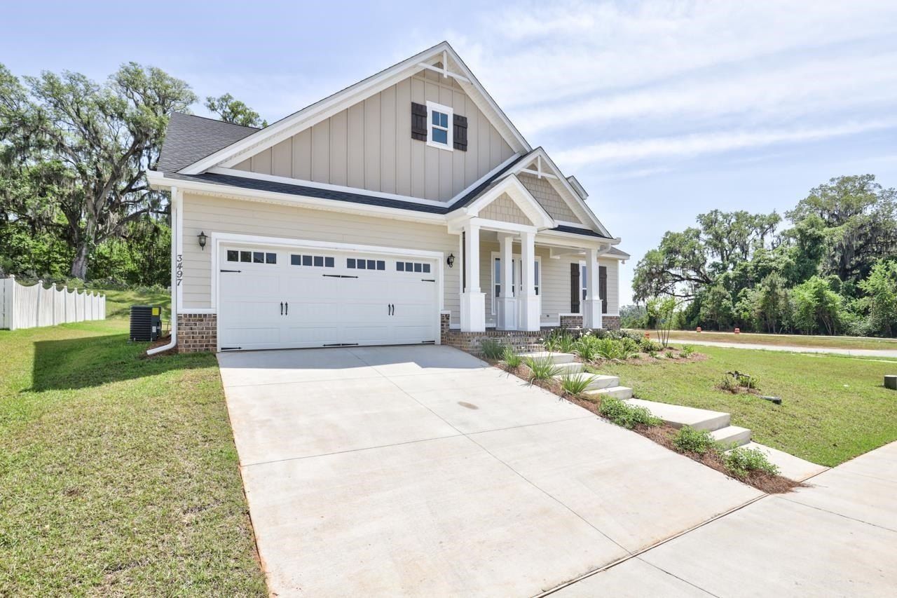 3769 Meadow Vista Lane. Tallahassee, FL 32308