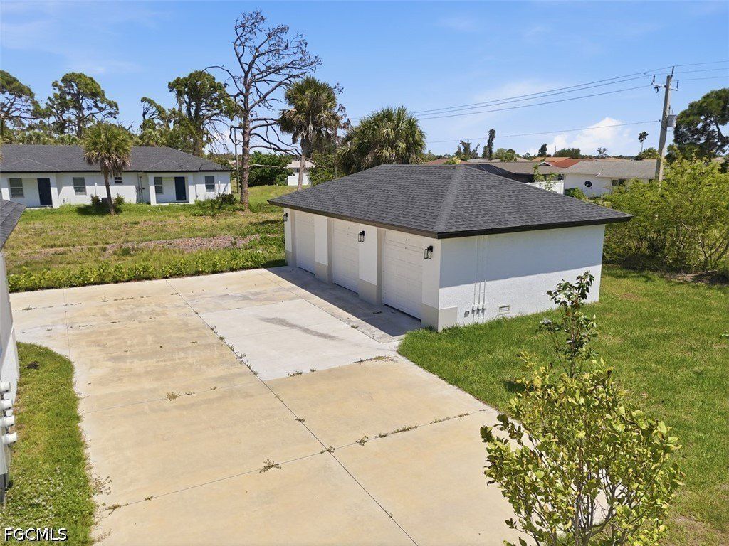 195 Rotonda Boulevard W. Rotonda West, FL 33947
