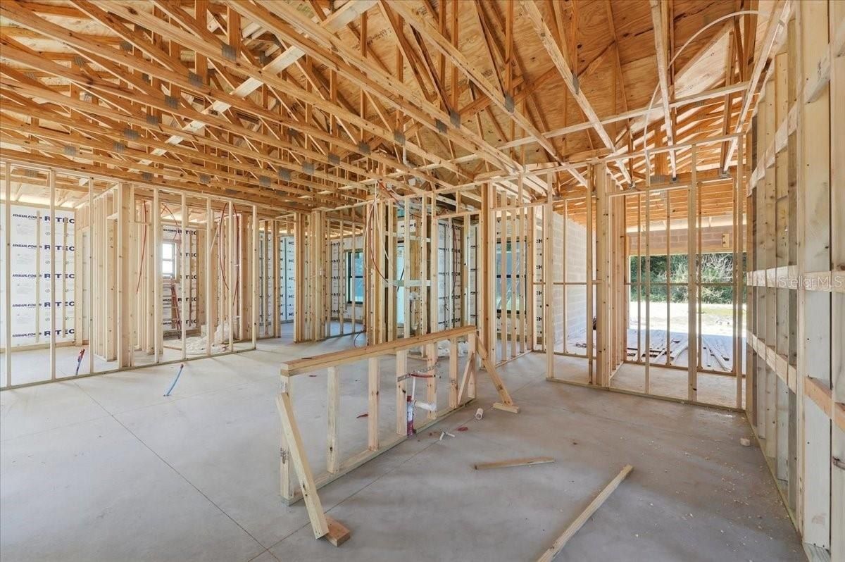 2906 Old State Road 64 W. Avon Park, FL 33825