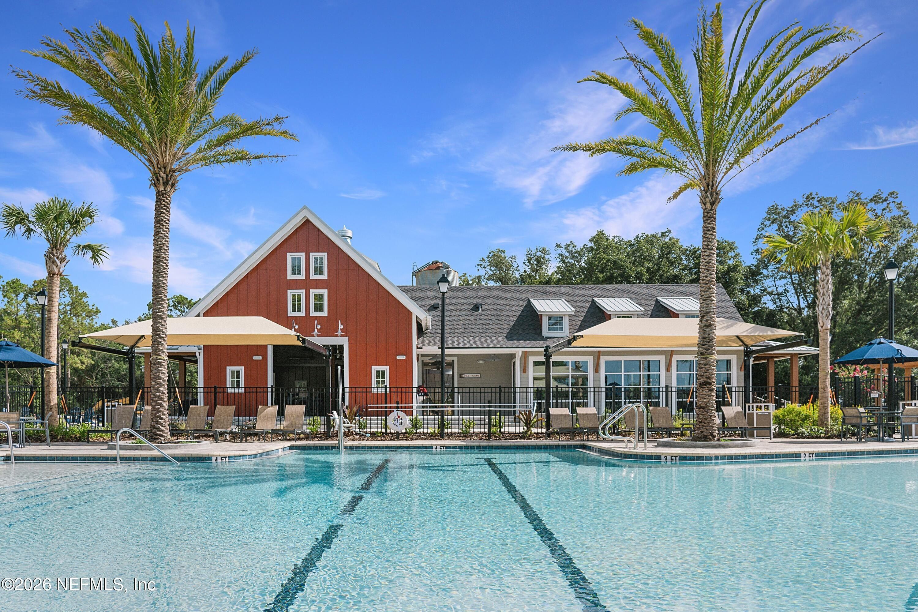 2675 Field Daisy Lane. Green Cove Springs, FL 32043
