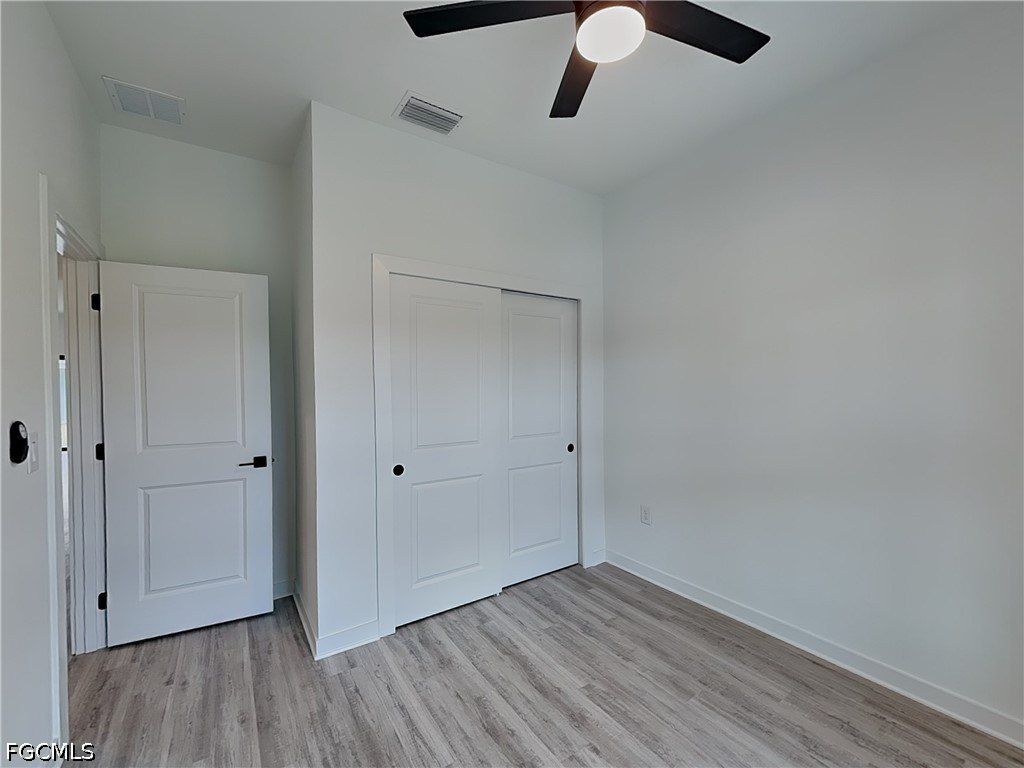 22082210 Wayne Avenue S. Lehigh Acres, FL 33973