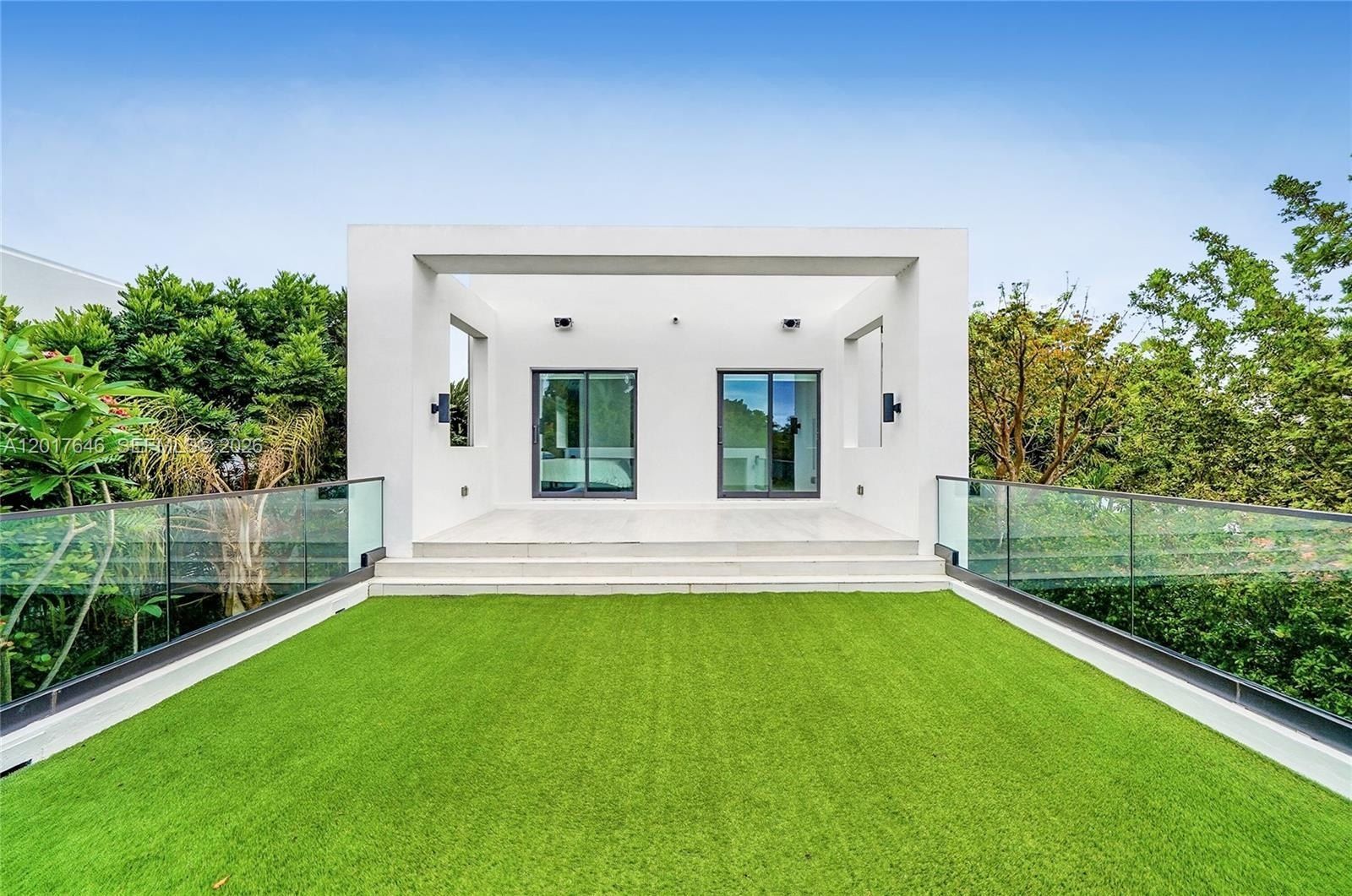 1311 Bay Dr. Miami Beach, FL 33141