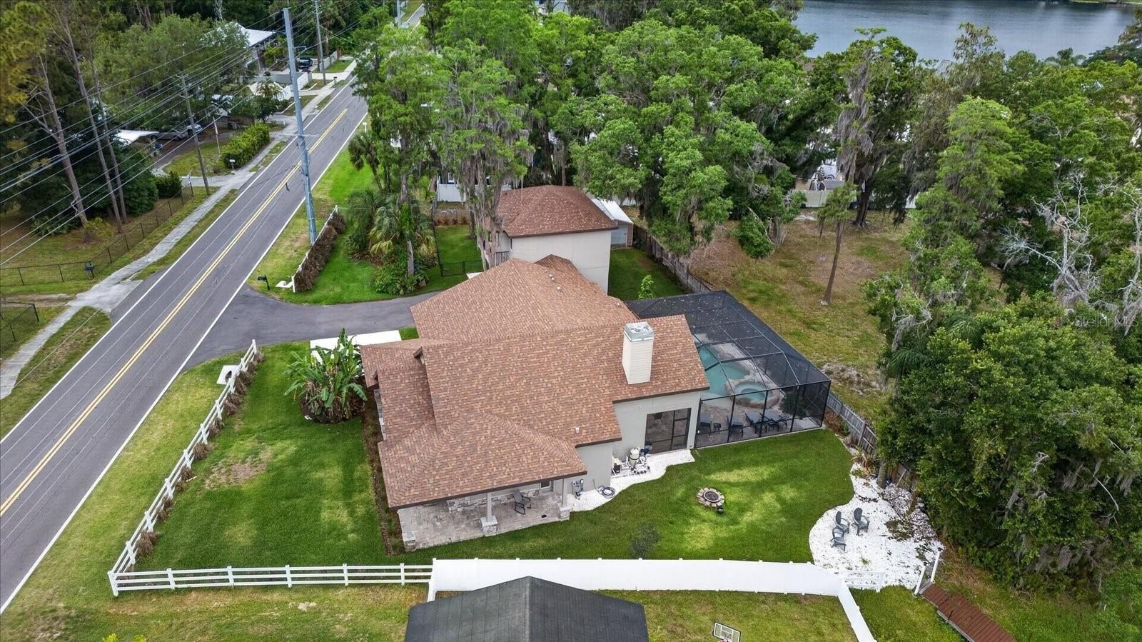 1208 Sunset Lane. Lutz, FL 33549