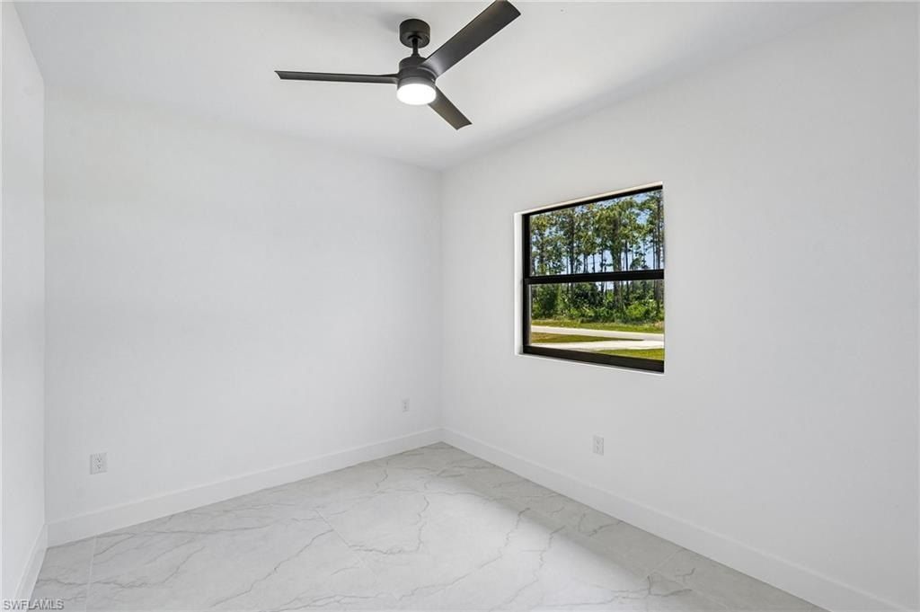 845847 Meadow Rd. Lehigh Acres, FL 33973