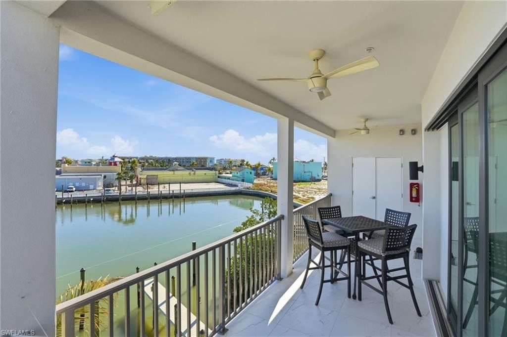 855 Lagoon St. Fort Myers Beach, FL 33931