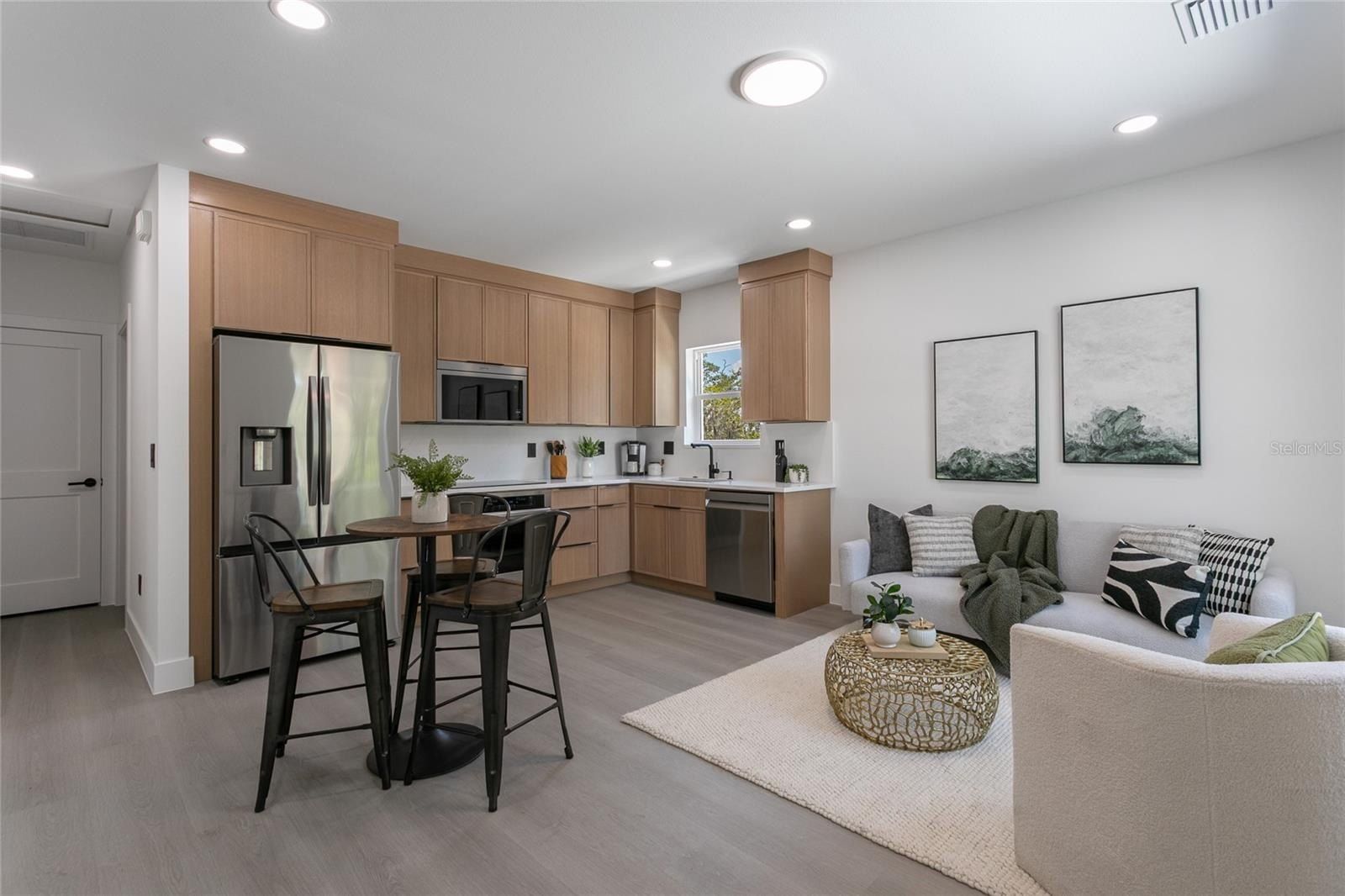 25612563 21St Street S. St Petersburg, FL 33712