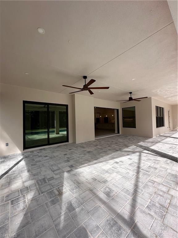 382 39Th Ave Ne. Naples, FL 34120