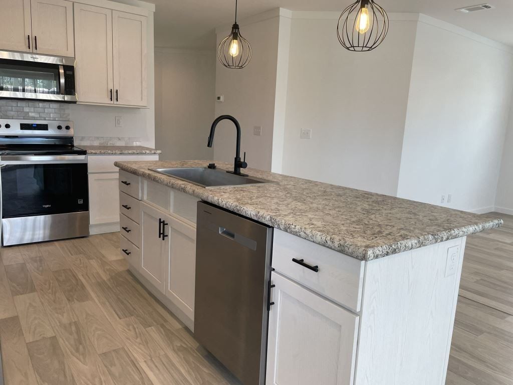 5709 Blue Harbor Drive 332. New Port Richey, FL 34653