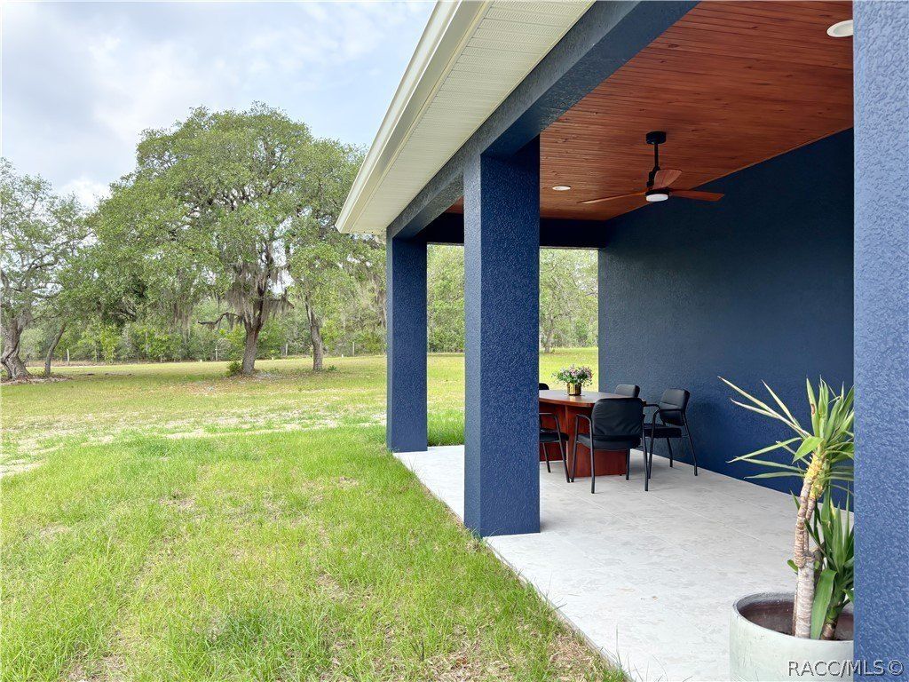 6254 W Peking Court. Citrus Springs, FL 34433