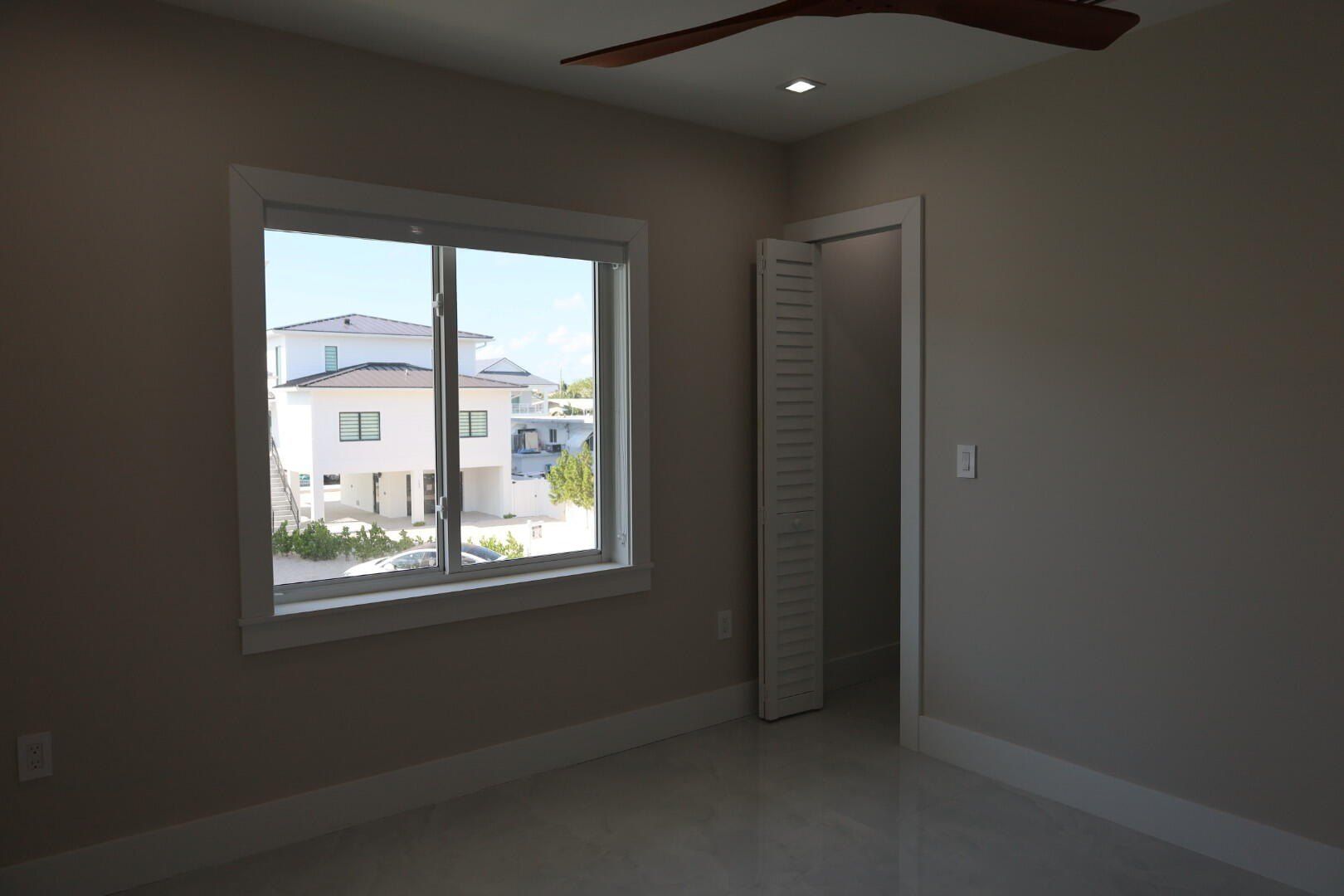 115 Azalea Street. Plantation Key, FL 33070