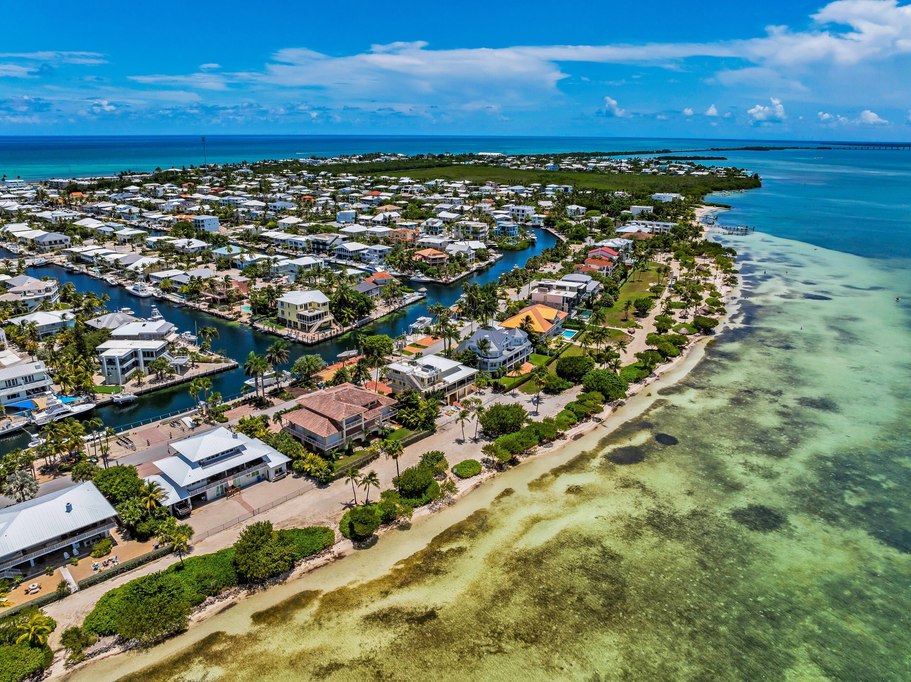 88 W Plaza Del Lago. Islamorada, FL 33036