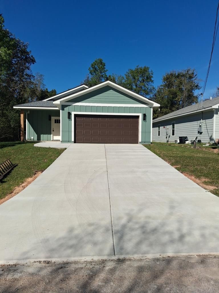 169 Parker St. Wewahitchka, FL 32465