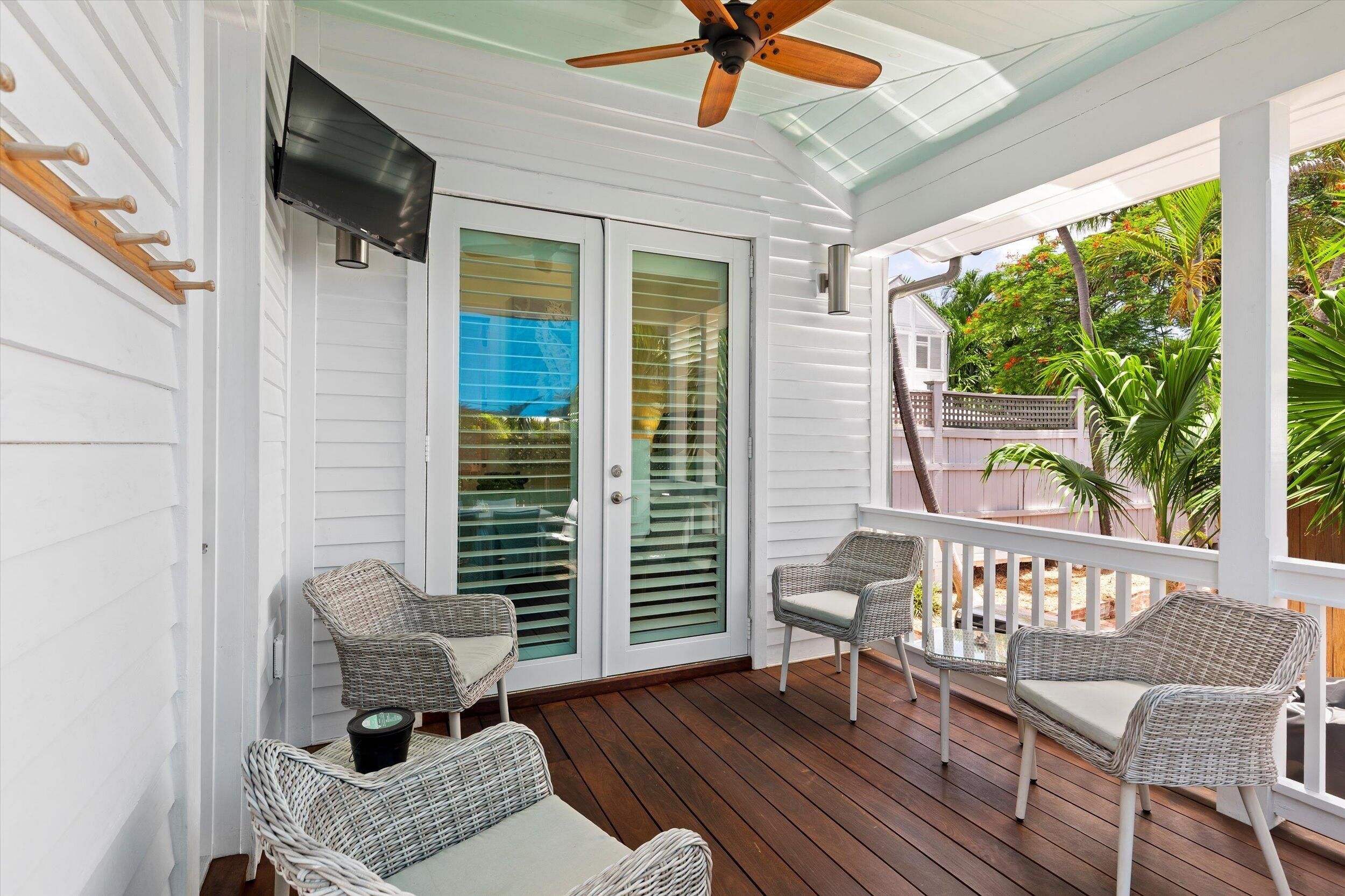 723 Eaton Street. Key West, FL 33040