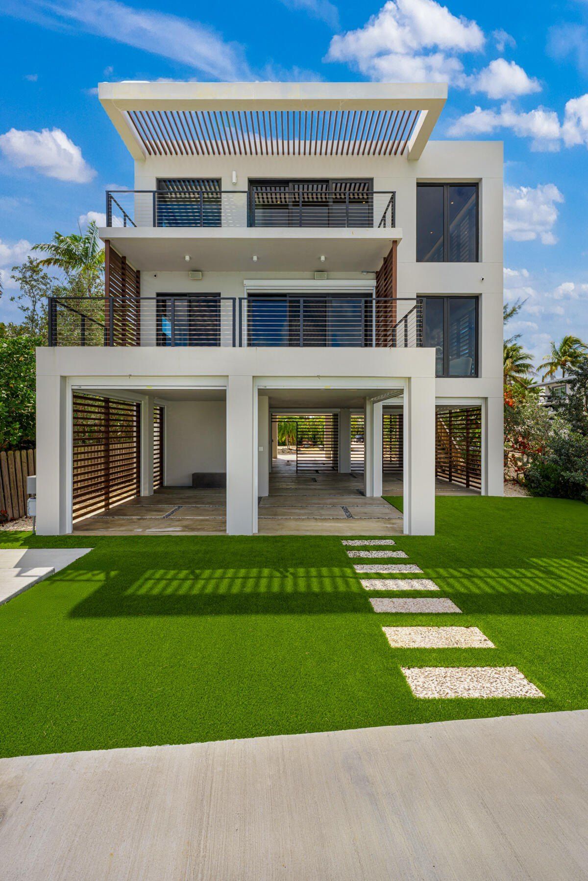 21 Stillwright Way. Key Largo, FL 33037