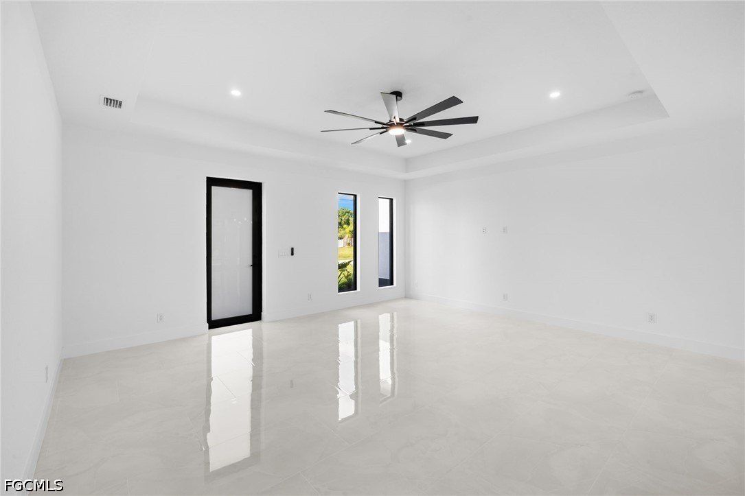 2035 Nw Embers Terrace. Cape Coral, FL 33993