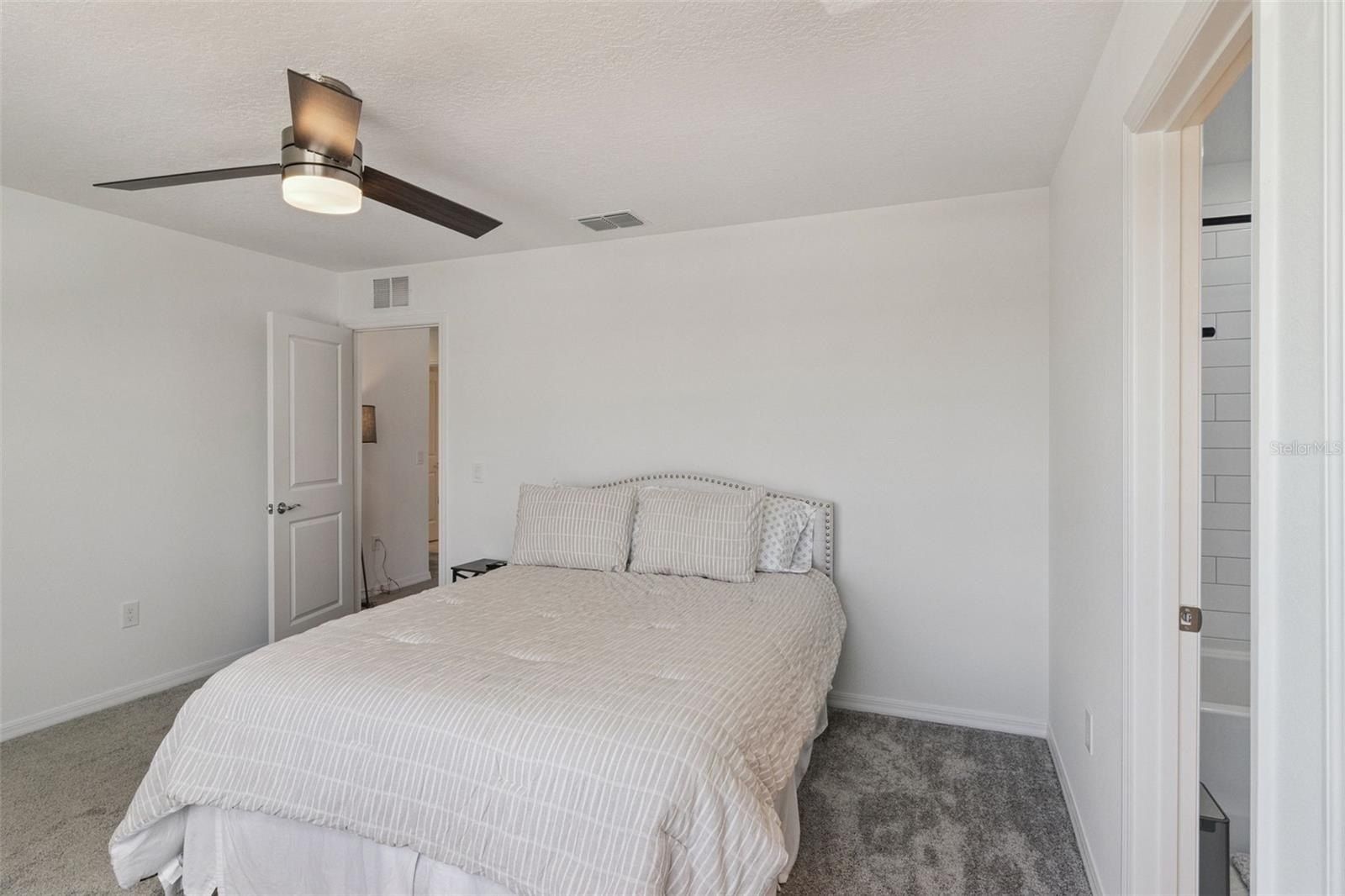 Lakeridge Way. Lake Alfred, FL 33850