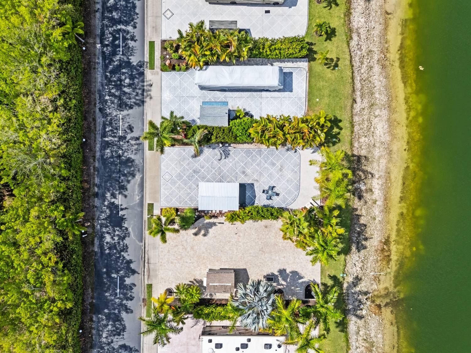 3184 Crystal Lake Drive. Naples, FL 34120