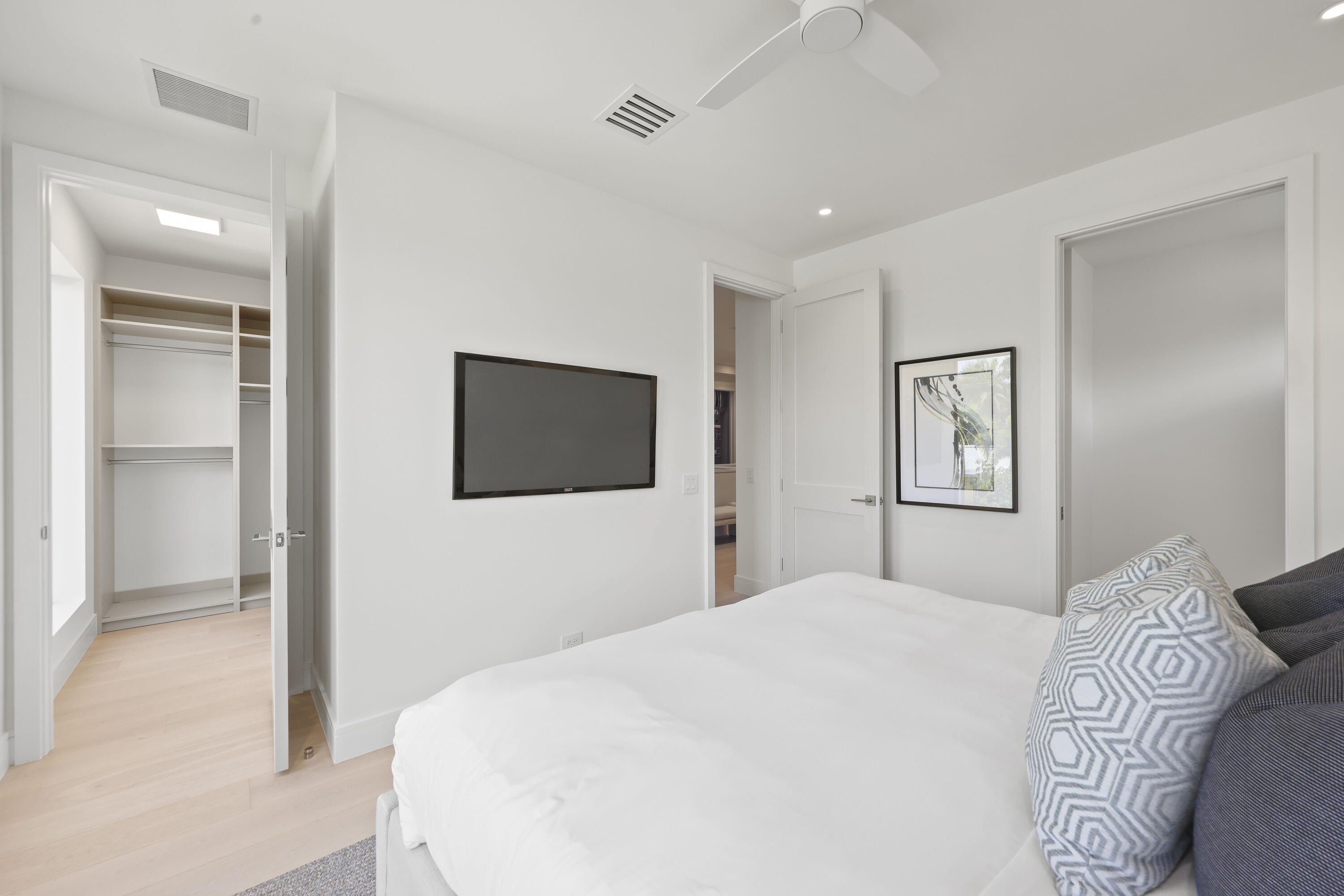 519 Se 4Th Avenue. Delray Beach, FL 33483