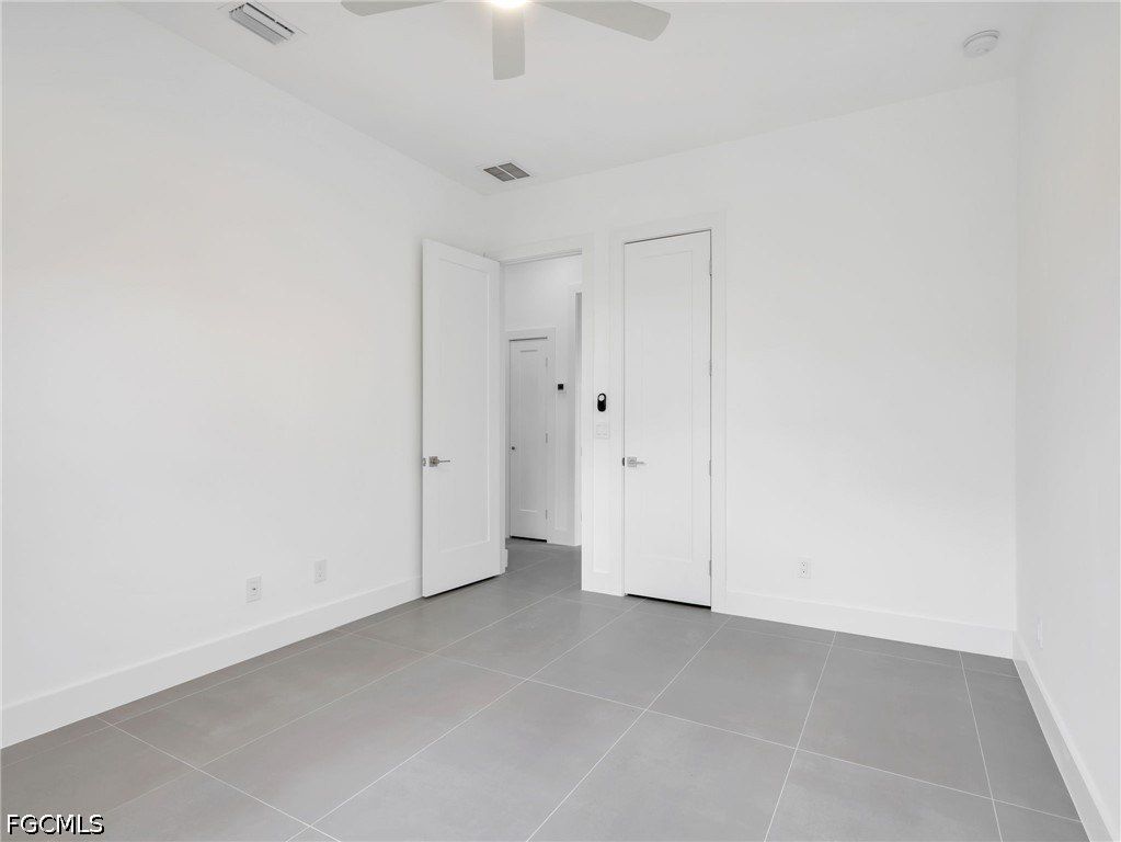 11042 Carnegie Avenue. Englewood, FL 34224