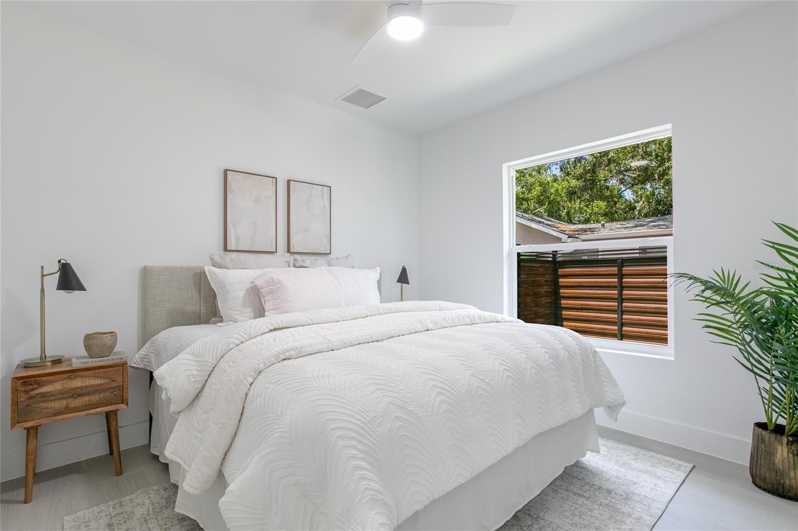 23272329 26Th Avenue S. St Petersburg, FL 33712