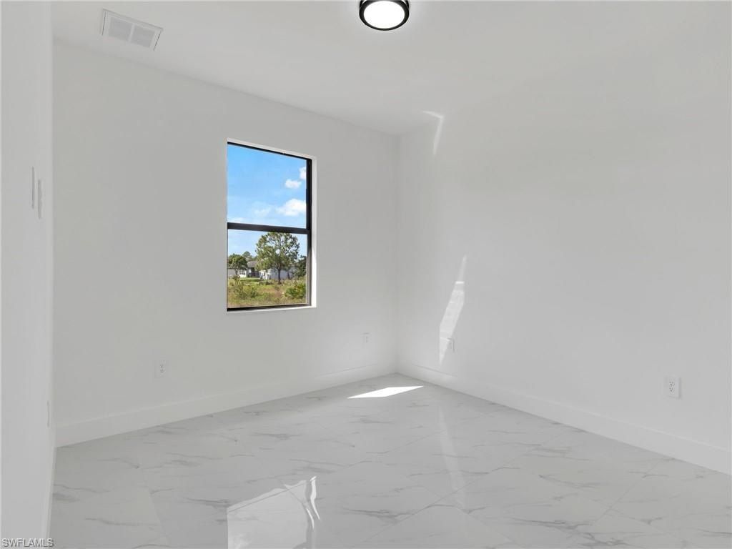 1119 Earhart St E. Lehigh Acres, FL 33974