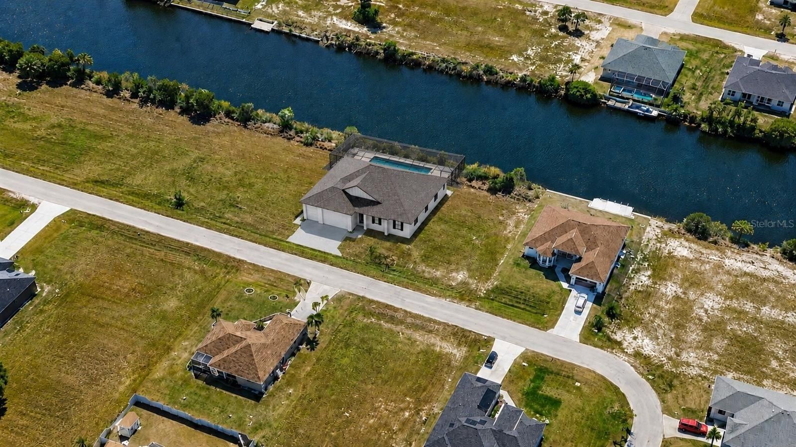 2734 Nw 10Th Street. Cape Coral, FL 33993