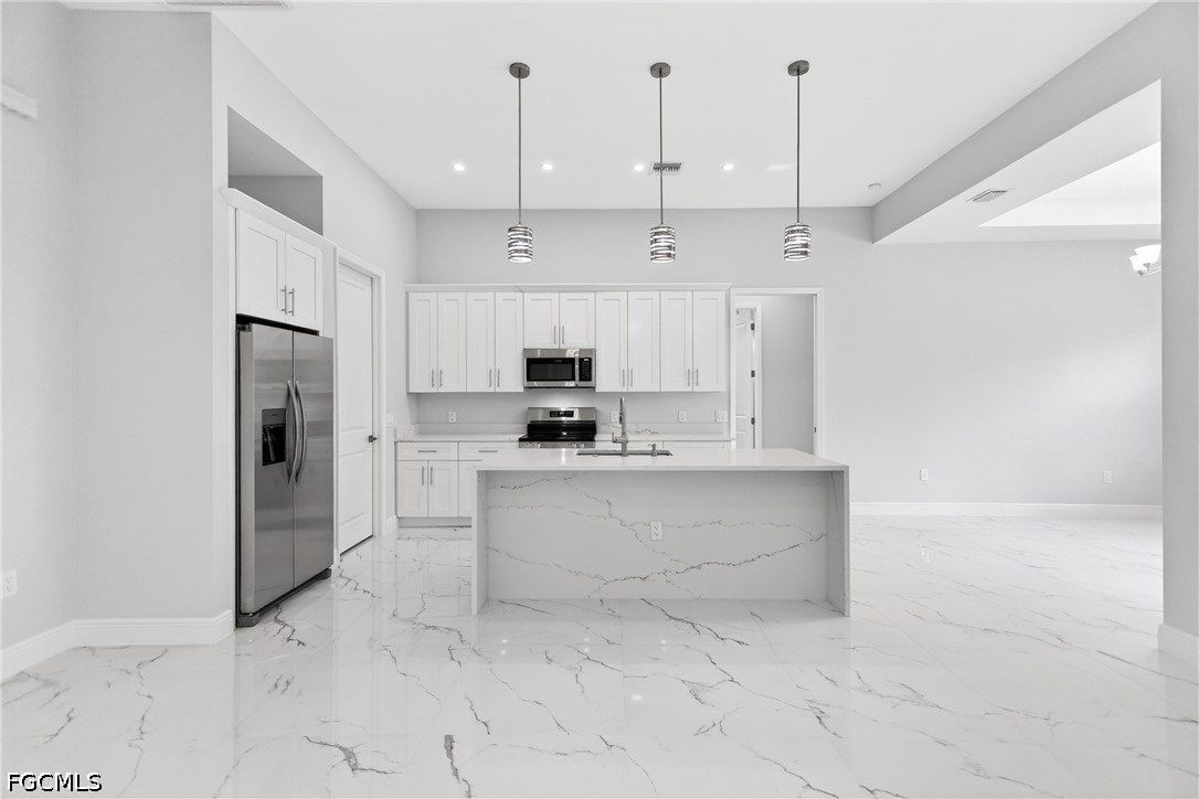 1118 Bari Street E. Lehigh Acres, FL 33974