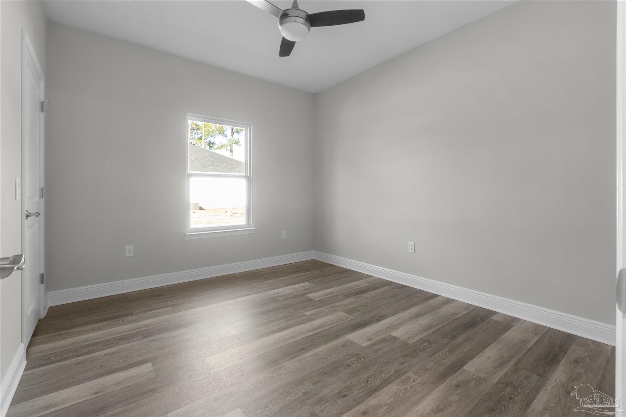 2151 Paloma St. Navarre, FL 32566